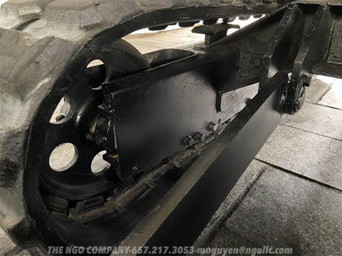 017.03 Komatsu PC28UU Mini Excavator S/N 2760