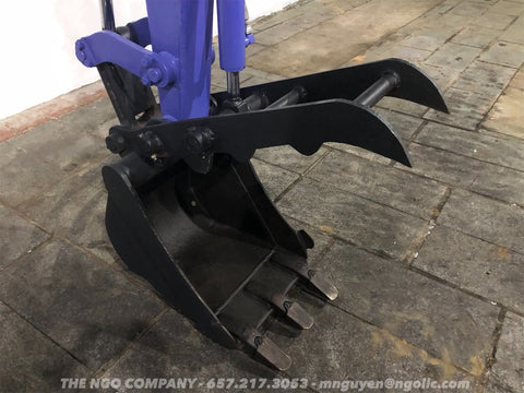 009.02 Komatsu PC28UU-2 Mini Excavator S/N 9977