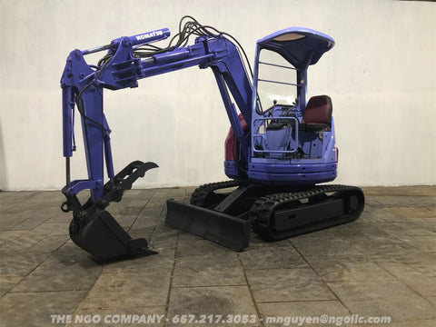 009.03 Komatsu PC28UU-2E Mini Excavator S/N 11581