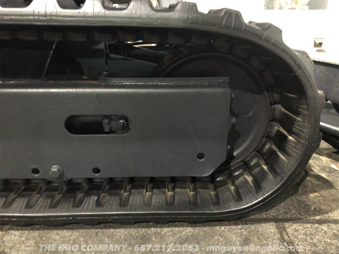 009.03 Komatsu PC28UU-2E Mini Excavator S/N 11581