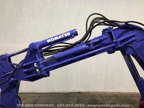 009.03 Komatsu PC28UU-2E Mini Excavator S/N 11581