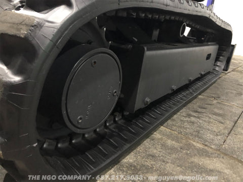 009.03 Komatsu PC28UU-2E Mini Excavator S/N 11581