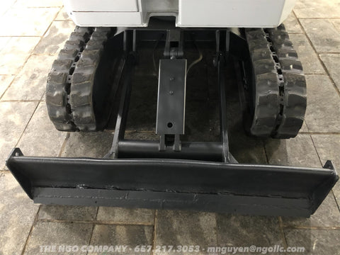 009.05 Komatsu PC28UU Mini Excavator S/N 5727