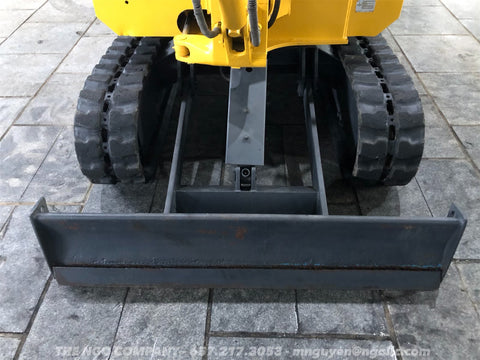 010.06 Komatsu PC15-2 Mini Excavator S/N 2865