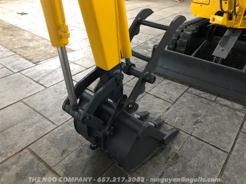 010.06 Komatsu PC15-2 Mini Excavator S/N 2865