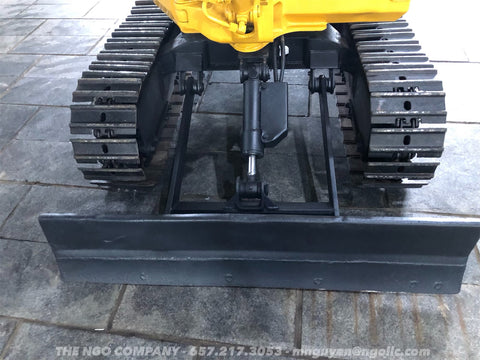 010.01 Komatsu PC10-2 Mini Excavator S/N 4860