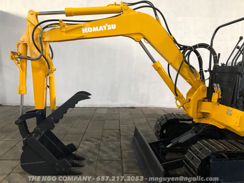 010.01 Komatsu PC10-2 Mini Excavator S/N 4860