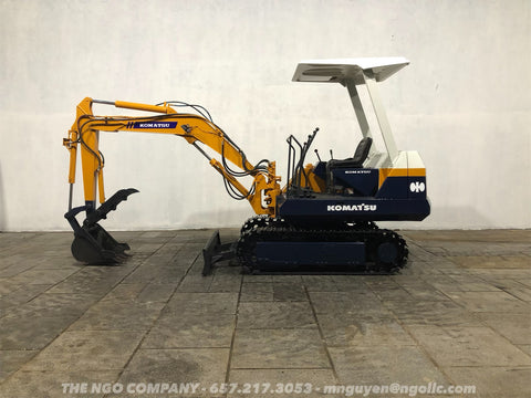 010.04 Komatsu PC10-5 Mini Excavator S/N 7066