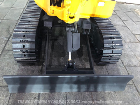 016.01 Komatsu PC10-3 Mini Excavator S/N 6657