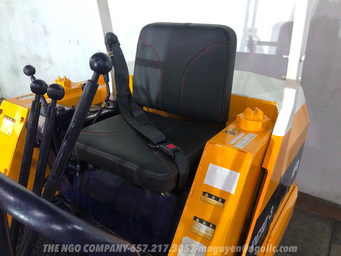 016.01 Komatsu PC10-3 Mini Excavator S/N 6657