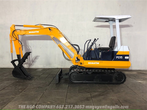 016.02 Komatsu PC15-1 Mini Excavator S/N 1723