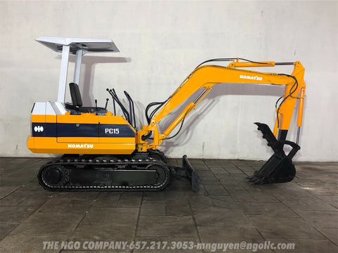 016.02 Komatsu PC15-1 Mini Excavator S/N 1723