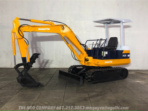 016.02 Komatsu PC15-1 Mini Excavator S/N 1723