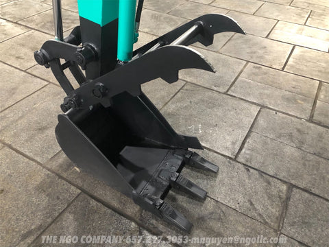 016.05 Komatsu PC28UU Mini Excavator S/N 1841