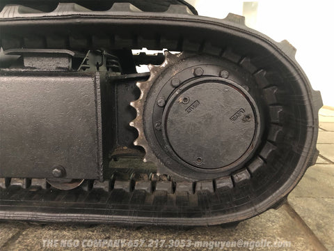 016.06 Komatsu PC28UU Mini Excavator S/N 2090