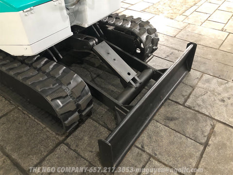 016.06 Komatsu PC28UU Mini Excavator S/N 2090