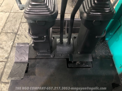 016.06 Komatsu PC28UU Mini Excavator S/N 2090