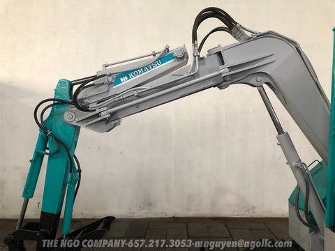 016.06 Komatsu PC28UU Mini Excavator S/N 2090