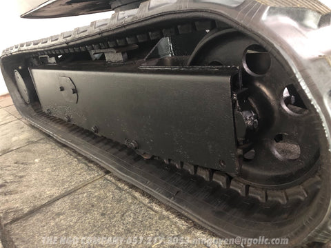 016.06 Komatsu PC28UU Mini Excavator S/N 2090