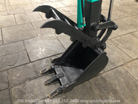 016.07 Komatsu PC28UU Mini Excavator S/N 5560