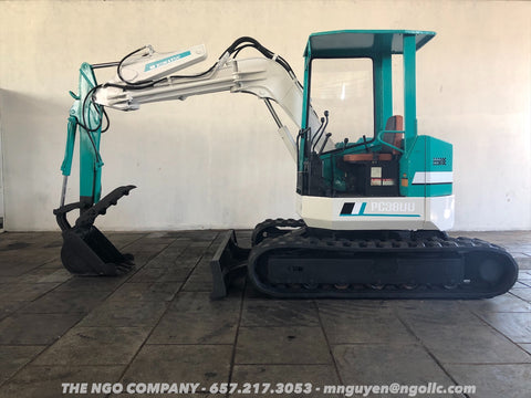 011.05 Komatsu PC38UU Mini Excavator S/N 1702