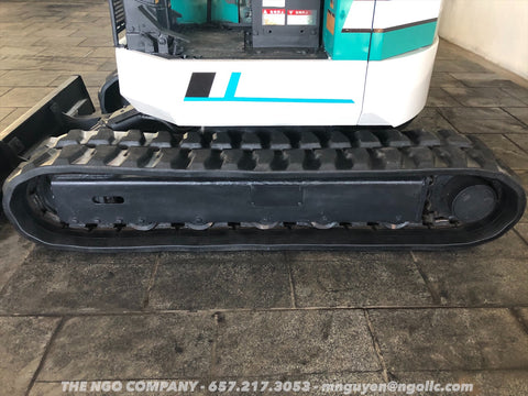 011.05 Komatsu PC38UU Mini Excavator S/N 1702