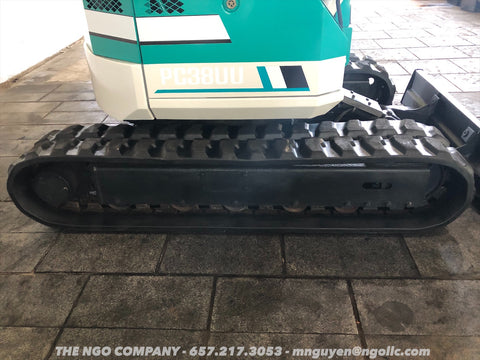 011.05 Komatsu PC38UU Mini Excavator S/N 1702