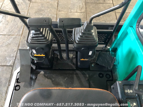 011.05 Komatsu PC38UU Mini Excavator S/N 1702