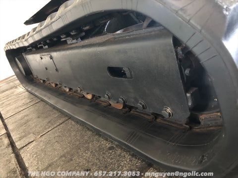 011.05 Komatsu PC38UU Mini Excavator S/N 1702