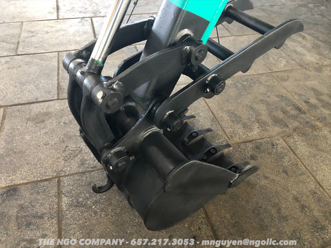 011.05 Komatsu PC38UU Mini Excavator S/N 1702