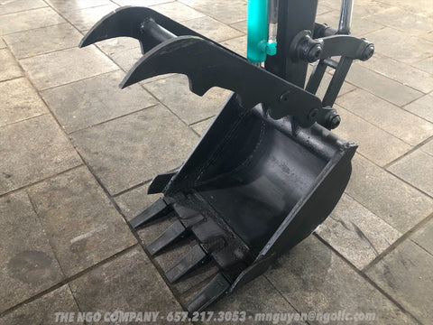 013.05 Komatsu PC38UU Mini Excavator S/N 1651