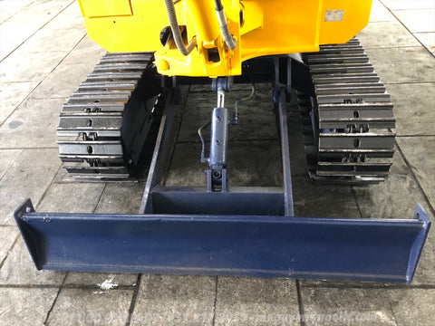 013.03 Komatsu PC15-2 Mini Excavator S/N 2851