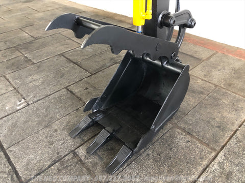 013.04 Komatsu PC20-6 Mini Excavator S/N 32797