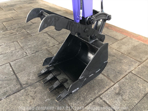 013.06 Komatsu PC38UU-2 Mini Excavator S/N 3150