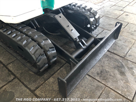 011.04 Komatsu PC28UU Mini Excavator S/N 4694