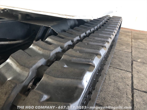 011.04 Komatsu PC28UU Mini Excavator S/N 4694