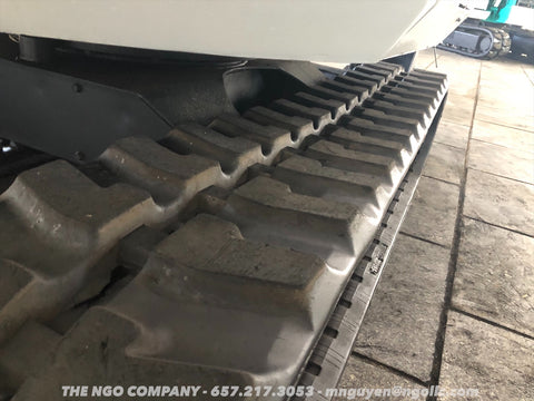 011.04 Komatsu PC28UU Mini Excavator S/N 4694