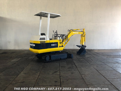 011.01 Komatsu PC05-5 Mini Excavator S/N 4018