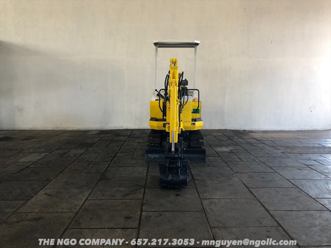 011.01 Komatsu PC05-5 Mini Excavator S/N 4018