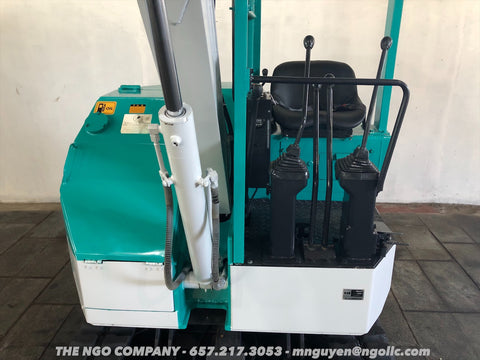 011.02 Komatsu PC28UU Mini Excavator S/N 4969