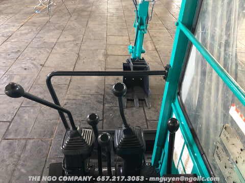 011.02 Komatsu PC28UU Mini Excavator S/N 4969