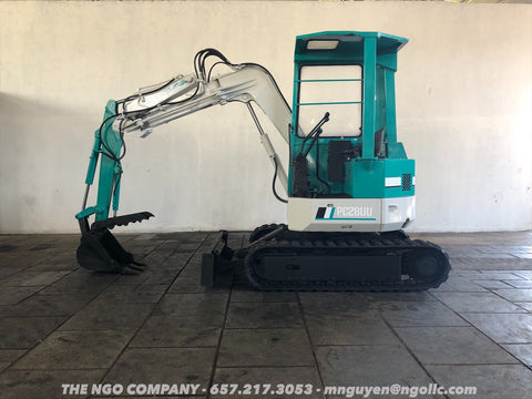 011.03 Komatsu PC28UU Mini Excavator S/N 6670