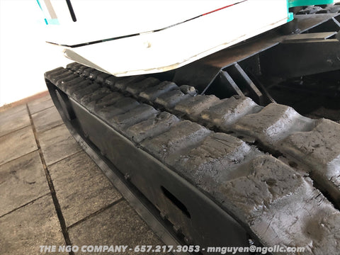 011.03 Komatsu PC28UU Mini Excavator S/N 6670