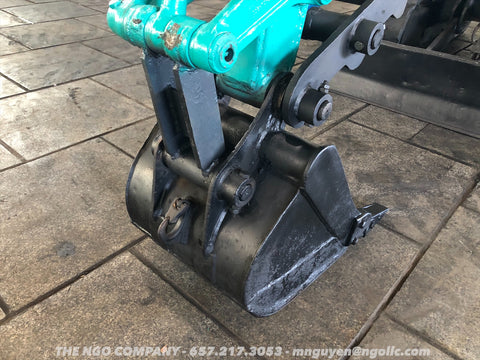 011.03 Komatsu PC28UU Mini Excavator S/N 6670