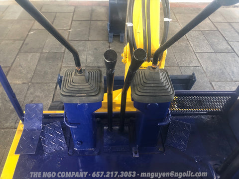 014.02 Komatsu PC10-6 Mini Excavator S/N 23289