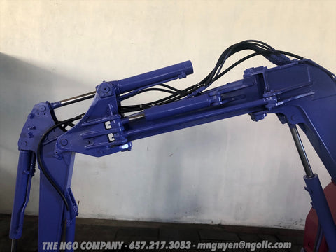 014.07 Komatsu PC28UU-2E Mini Excavator S/N 11412