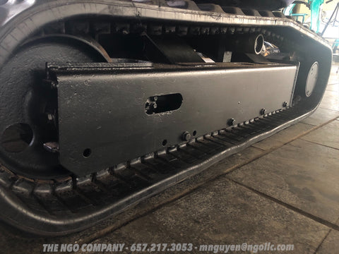 014.07 Komatsu PC28UU-2E Mini Excavator S/N 11412