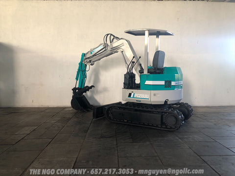 014.06 Komatsu PC28UU Mini Excavator S/N 5954