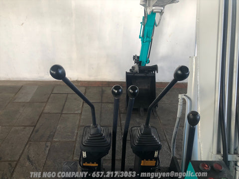 014.06 Komatsu PC28UU Mini Excavator S/N 5954