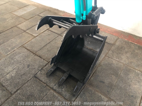 014.06 Komatsu PC28UU Mini Excavator S/N 5954